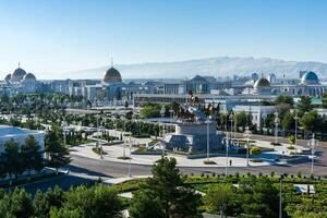 Visualizza di il presidenziale palazzo, oguzhan, nel ashgabat turkmeno. foto