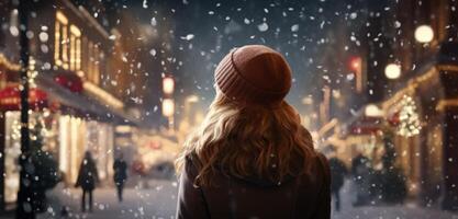 ai generato donna guardare a il Natale nevicata nel un' città strada, foto