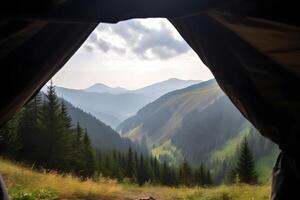 ai generato Visualizza a partire dal turista tenda per il montagna valle a soleggiato estate mattina, neurale Rete generato immagine foto