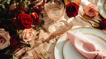 ai generato nozze e evento celebrazione tablescape con fiori, formale cena tavolo ambientazione con Rose e vino, elegante floreale tavolo arredamento per cena festa e vacanza decorazione, casa messa in piega foto