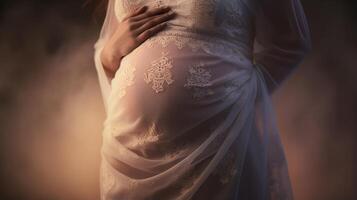 ai generato vicino su Visualizza per donna mani delicatamente cullare sua incinta pancia in mezzo nebbioso nebbia foto