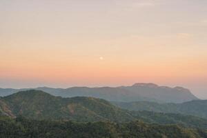 khao cor, Phetchabun Provincia. punto di vista un' bene posto per vedere il scenario. tramonto a Tailandia. foto