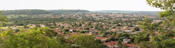 città brasiliana cassilandia foto