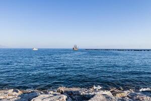 natura paesaggio Visualizza di il bellissimo mare foto