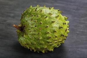 dolce maturo succoso esotico soursop foto