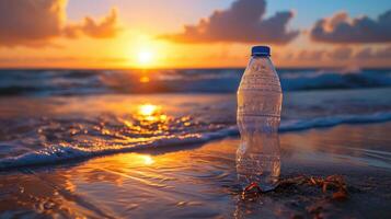 ai generato catturare il commovente scena di un' plastica bottiglia su un' spiaggia a tramonto, evidenziazione il bisogno per conservazione sforzi. ai generato. foto