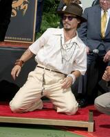 Johnny depp stampato a mano e impronta alimentare cerimonia per Johnny depp Grauman's Cinese Teatro los angeles, circa settembre 16, 2005 foto