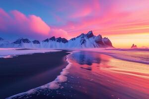 ai generato iceberg su dell'islanda nero sabbia spiaggia sotto un' colorato Alba, con snow-capped montagne sfondo. foto
