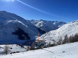 inverno paesaggio. montagna picco neve. gennaio sfondo. alpino paesaggio. sport. montagne. Svizzera. avventura. estremo. foto