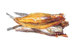 secco salato pesce isolato su bianca sfondo. concetto, cibo Prodotto a partire dal cibo preservazione processi, può essere cucinato nel vario menù. foto
