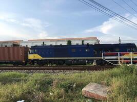 ferrovia stazione nel il città foto