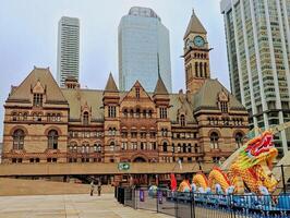 di Toronto vecchio città sala lungo con scultura di Cinese Drago foto