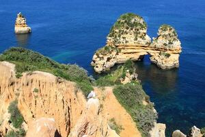 Ponta de Piedade a Lagos, Costa dell'Algarve in Portogallo foto