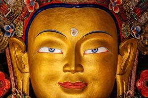 maitreya Budda nel thiksey gompa foto