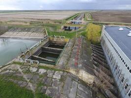 acqua pompaggio stazione di irrigazione sistema di riso campi. Visualizza foto