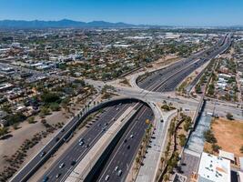 aereo Visualizza di il autostrada e incrocio stradale intersezioni nel Fenice, Stati Uniti d'America. foto