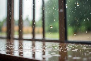 ai generato gocce di pioggia gocciolante giù su finestra bicchiere durante pesante pioggia foto
