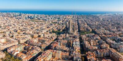 aereo Visualizza di Barcellona città orizzonte a tramonto. foto