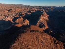 aspirapolvere diga su il Colorado fiume a cavallo Nevada e Arizona a alba a partire dal sopra. foto