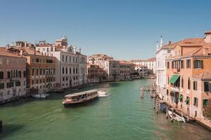 sbalorditivo mille dollari canale Venezia Italia architettura Visualizza con senza tempo fascino e eleganza foto