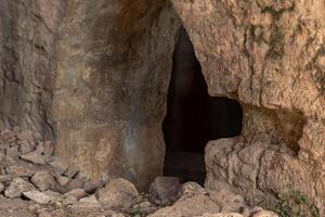 Ingresso per il prigione nel un antico rovine foto