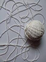 realistico bianca merino lana tessuto isolato su bianca foto