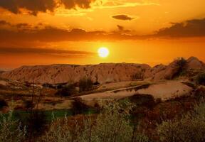 bellissimo paesaggio Cappadocia pietra e goreme nazionale parco nevsehir tacchino. sorprendente e incredibile cielo foto