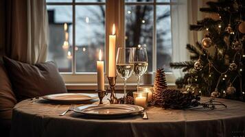 festivo Data notte tablescape idea, cena tavolo ambientazione per Due e Natale, nuovo anno, san valentino giorno arredamento, inglese nazione casa messa in piega foto