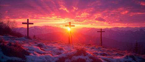 ai generato crocifissione e risurrezione di Gesù a tramonto. tre di legno croci contro bellissimo tramonto nel il montagne. cattolicesimo simboli. Pasqua concetto. foto