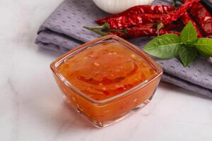 Cinese tradizionale dolce e acida salsa foto
