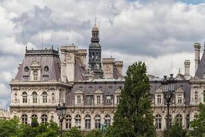 edificio storico a parigi francia foto