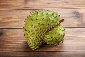 dolce maturo succoso esotico soursop foto