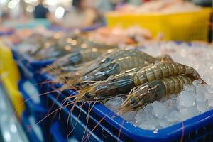 ai generato fresco gamberi su ghiaccio a frutti di mare mercato. foto