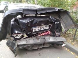sankt petersburg Russia - 09 05 2023 il posteriore di il auto è accidentalmente danneggiato foto