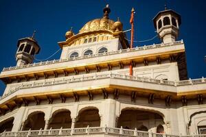 Visualizza di dettagli di architettura dentro d'oro tempio - armandir sahib nel amritsar, punjab, India, famoso indiano sikh punto di riferimento, d'oro tempio, il principale santuario di sikh nel amritsar, India foto