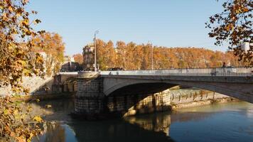 garibaldi ponte su un' soleggiato giorno nel Roma, Italia foto
