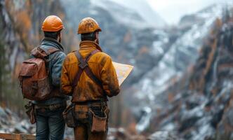 ai generato Due costruzione lavoratori In piedi nel il montagne con carta geografica. foto