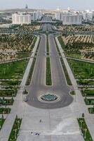 sobborgi di Ashgabat, turkmenistan tiro a partire dal il bitaraplyk binas foto