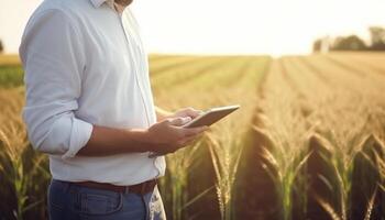 ai generato uomo contadino con digitale tavoletta con vuoto bianca del desktop schermo su un' sfondo di campo. tecnologia agricoltura agricoltura concetto foto