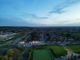 alto angolo Visualizza di fienile Università strada a est luton città di Inghilterra durante tramonto. lutone, Inghilterra UK. feb 19, 2024 foto