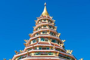 wat huay pla kang nel chiang rai, Tailandia foto