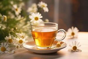 ai generato un' tazza di sano camomilla tè su di legno tavolo circondato di camomilla fiori su sfocato sfondo foto