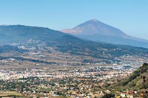 Visualizza di il teide vulcano su il isola di tenerife. canarino isole, Spagna foto