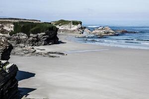 spiaggia di las catedrales in galizia, spagna. Paradise Beach a Ribadeo, Spagna foto