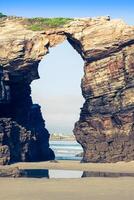 famoso spagnolo destinazione, cattedrali spiaggia playa de las cattedrali su atlantico oceano foto