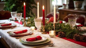 ai generato Natale tavolo arredamento, vacanza tablescape e cena tavolo ambientazione, formale evento decorazione per nuovo anno, famiglia celebrazione, inglese nazione e casa messa in piega foto