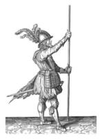 soldato, trasformato sinistra, Tenere il suo spiedo in posizione verticale nel davanti di lui leggermente, Vintage ▾ illustrazione. foto