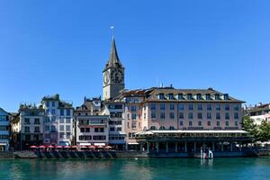 santo Peter Chiesa - zurigo, Svizzera foto