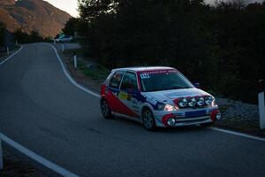 rally gara auto su il strada durante un evento nel il settentrionale italiano regione di trentino vicino il città di trento - velocità gara nel Europa foto