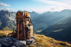 ai generato escursioni a piedi zaino nel montagne. Marrone viaggio Borsa nel natura con copia spazio. escursione, avventura, turismo concetto foto